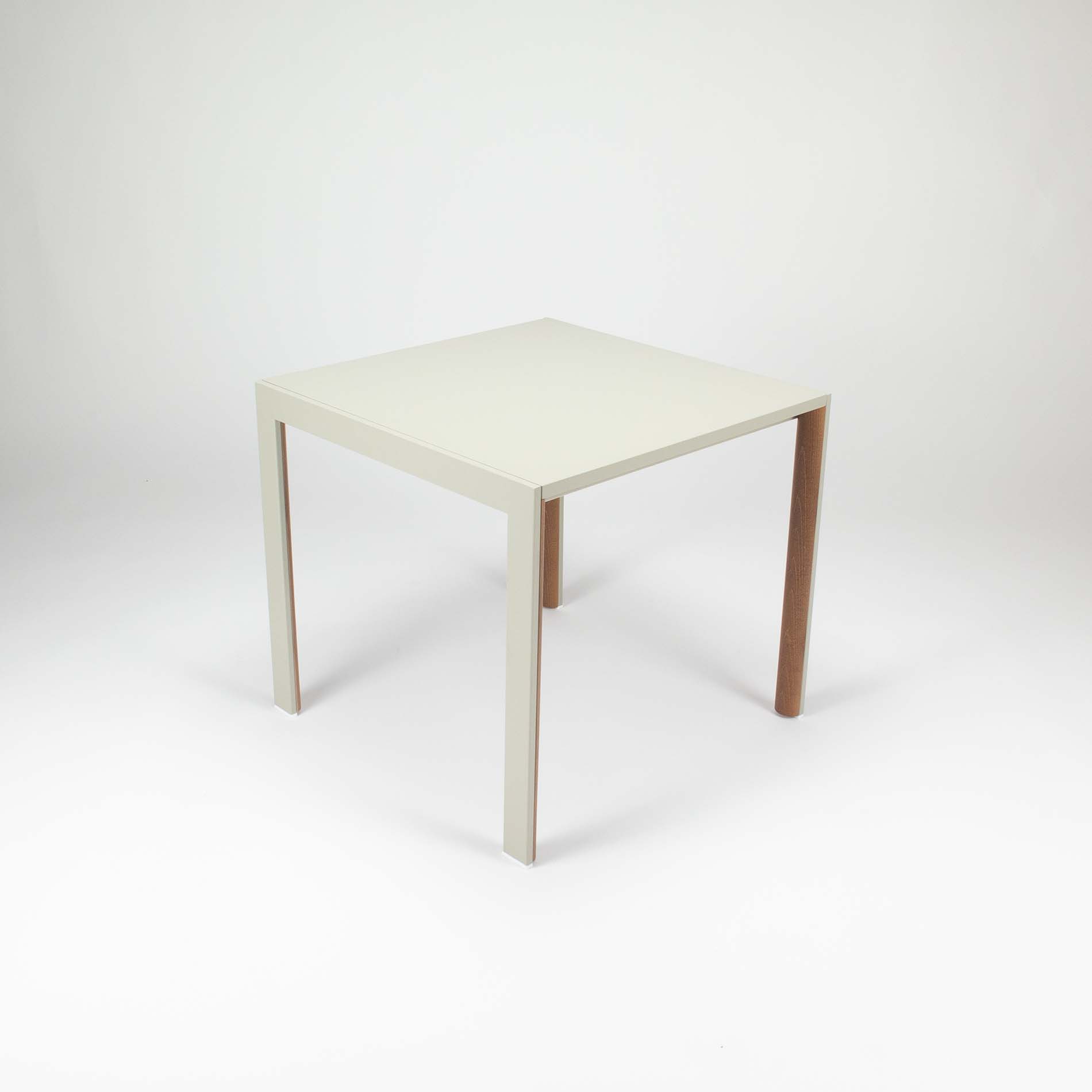 Mesa de Diseño Auxiliar Cuadrada Bosco